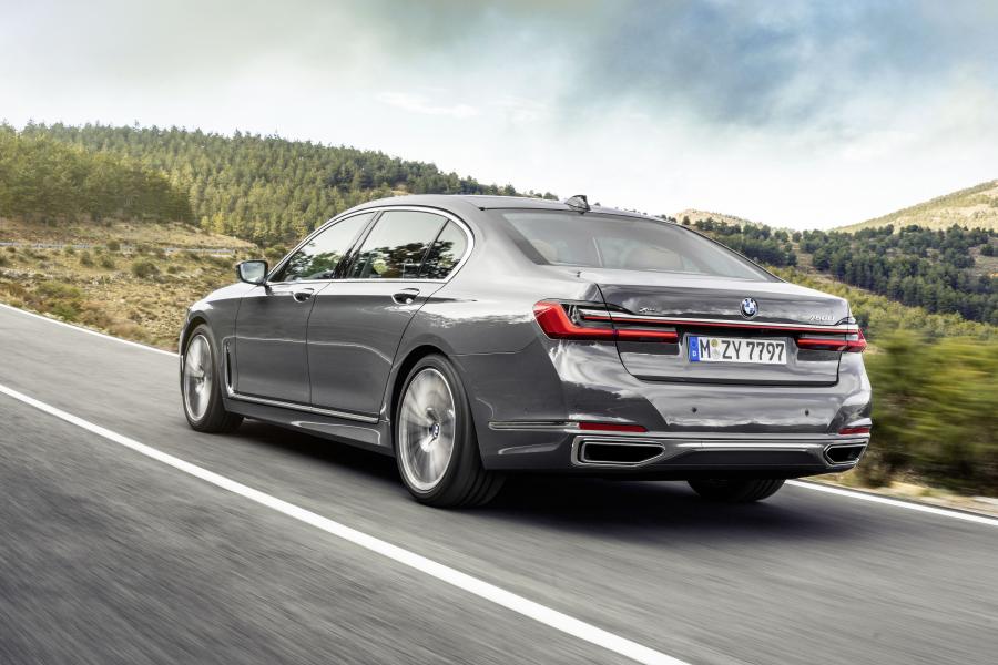  BMW 750Li xDrive (G12) 2019 года  (WW) (фото 41 из 164)